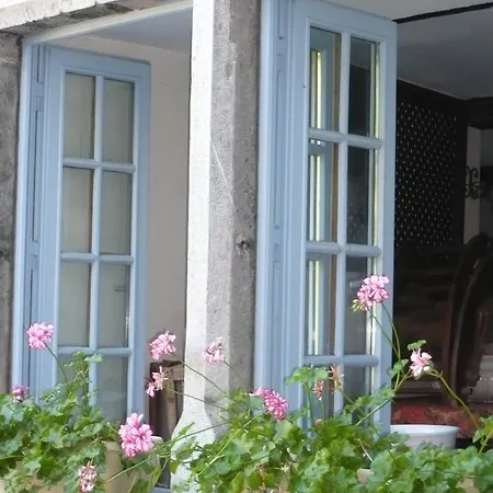 Au Clos Des Arts B&B